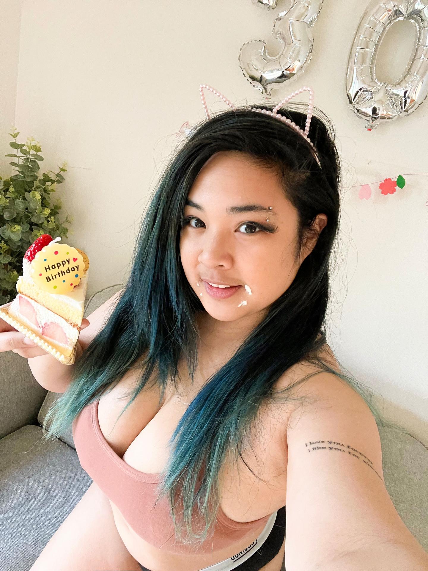 Fuites Nues OnlyFans d'Akidearest / cutelilkitten 1