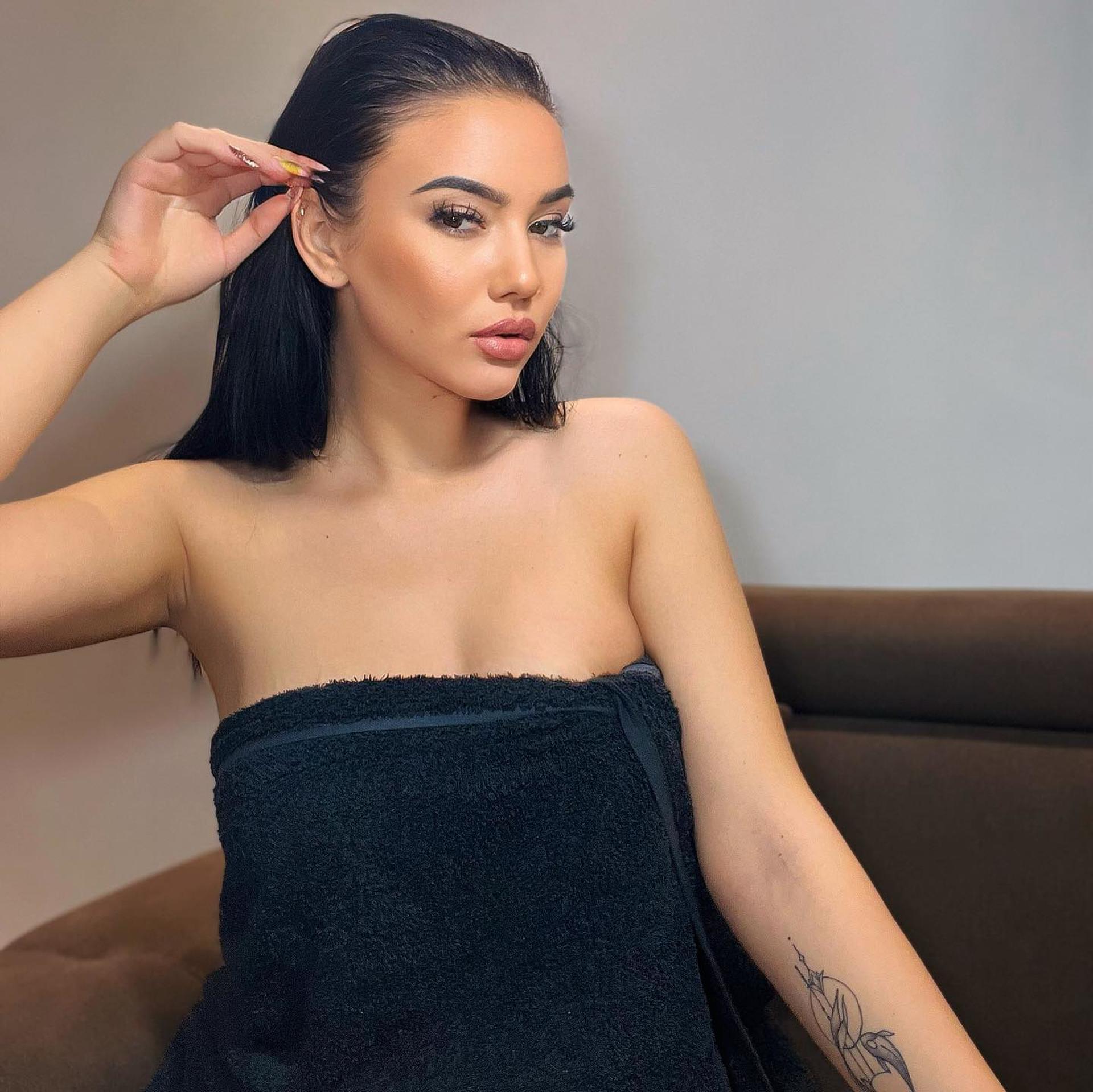 Alina Mihaela S / alina03m Fuites Nues OnlyFans 1