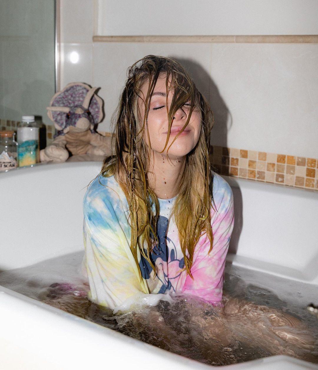 Fuites Nues OnlyFans d'Alison Wonderland / allywonder 1