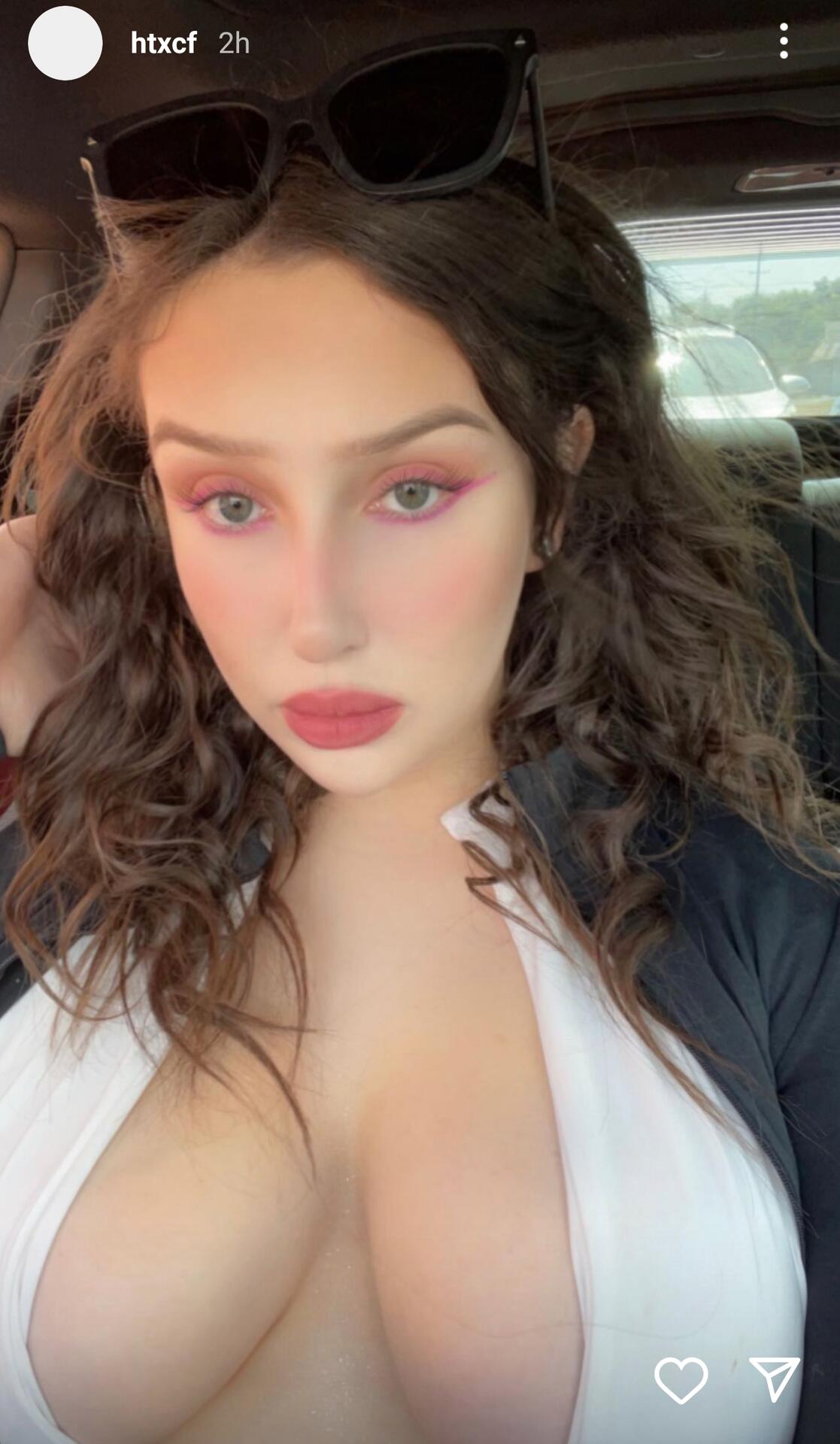 Chloe Flores / oof2469 Fuites OnlyFans Nues 1