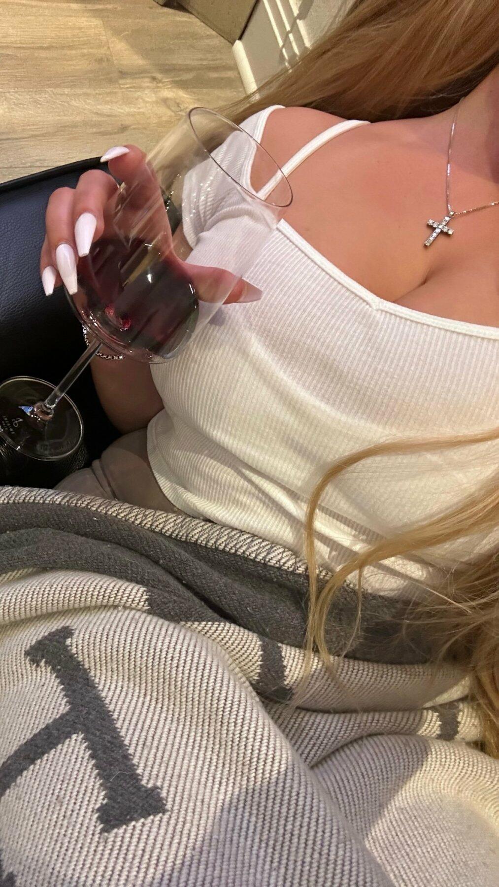 Elizabeth M / elizabethkm / elizabethnyk Fuites OnlyFans Nues 1