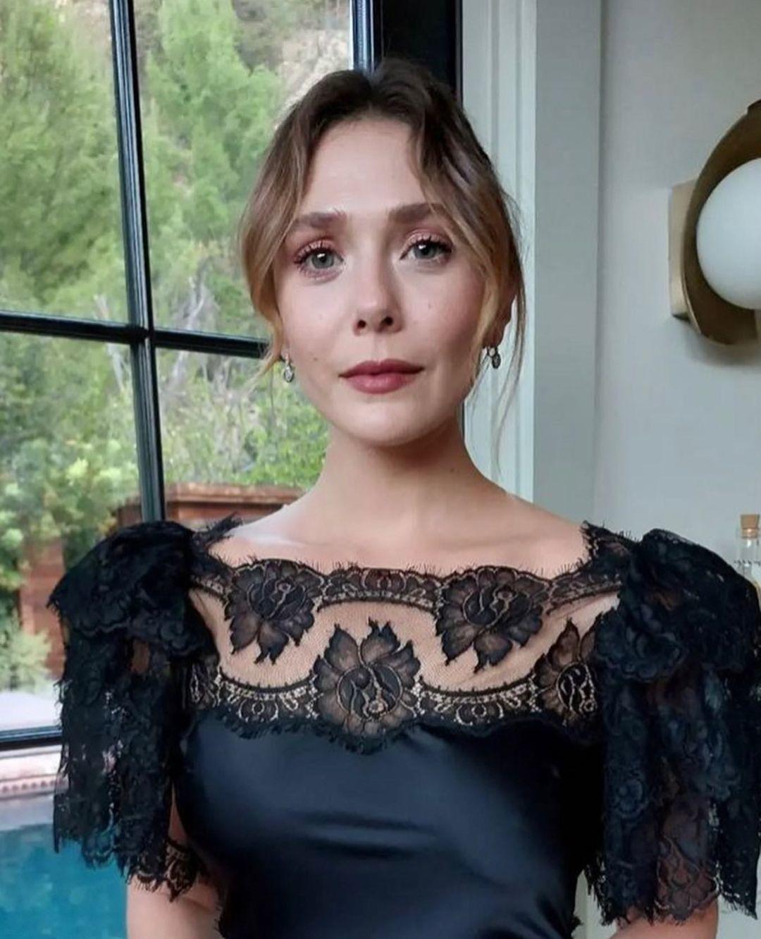 Elizabeth Olsen / lizabeth_olsen Fuites Nues OnlyFans 1