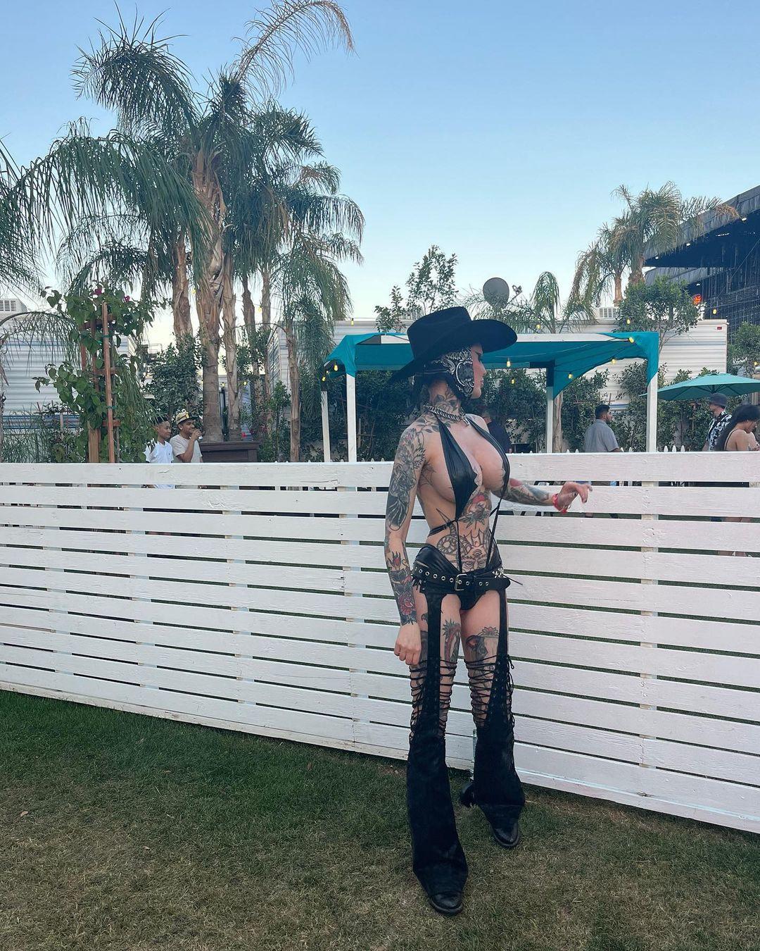 Fuites Nude OnlyFans d'Embodoe 1