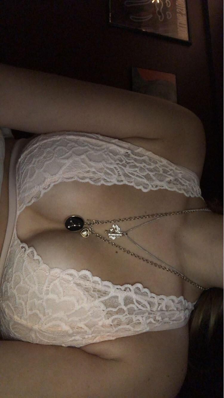 Emo.fio / babyybunnyy Fuites Nues OnlyFans 1