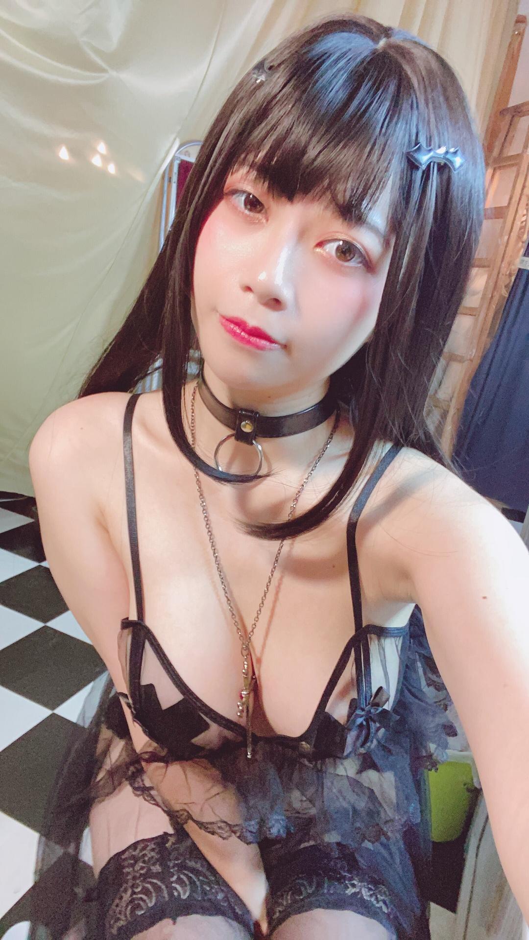 Hieey (海爾陛下 / Hieey.Heika / hieeyheika Fuites Nues Patreon 1