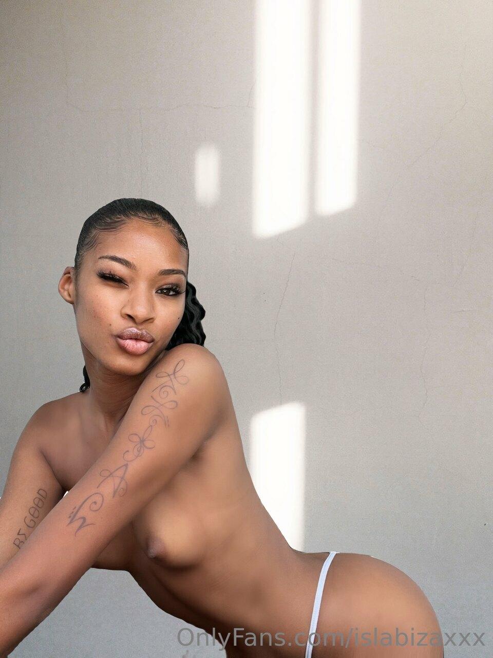 Isla Biza / islabizaxxx Fuites Nude OnlyFans 1