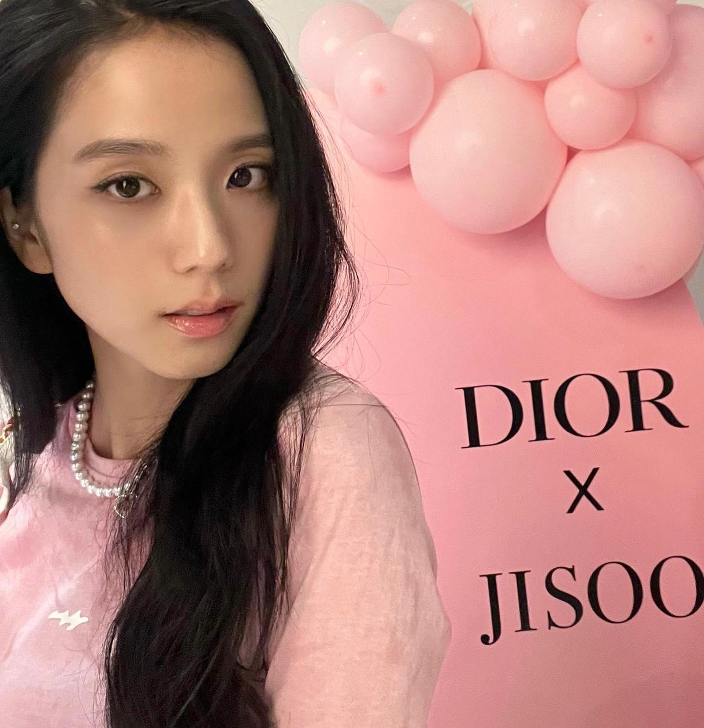 BLACKPINK / Jisoo / qenshizu Fuites Nude OnlyFans 1