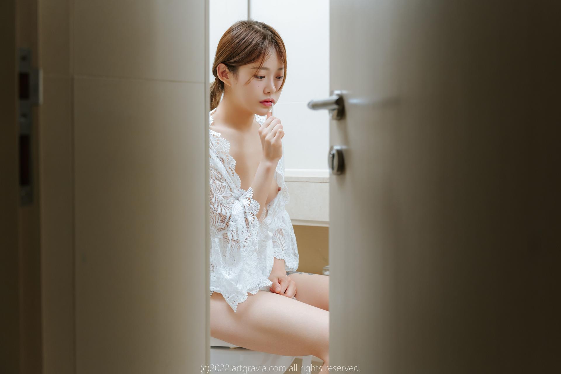 Fuites Nues OnlyFans de Gravures Coréennes / takaidesuoficial 1