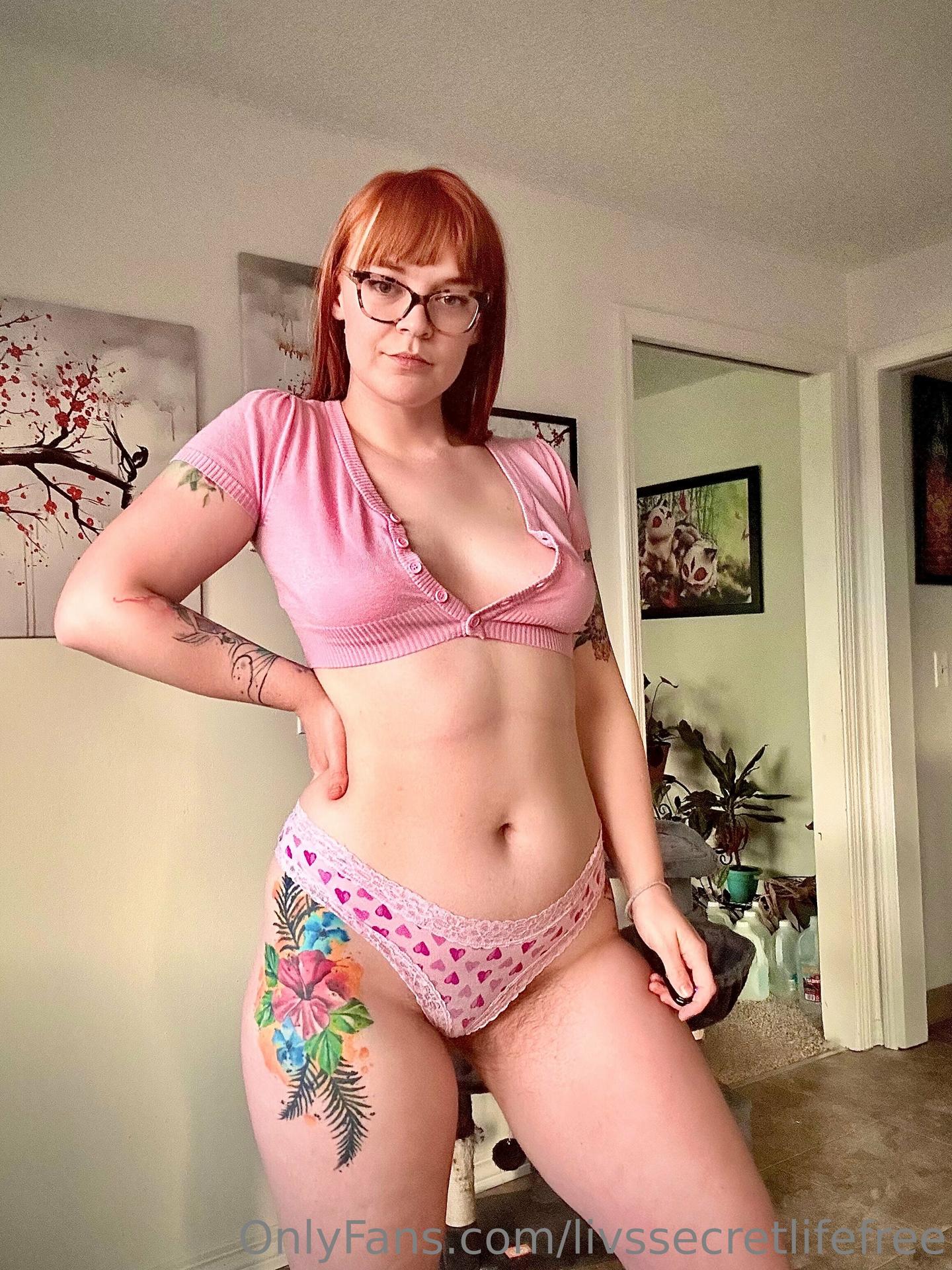 Fuites Nude OnlyFans de Livssecretlife / shoesandhose 1