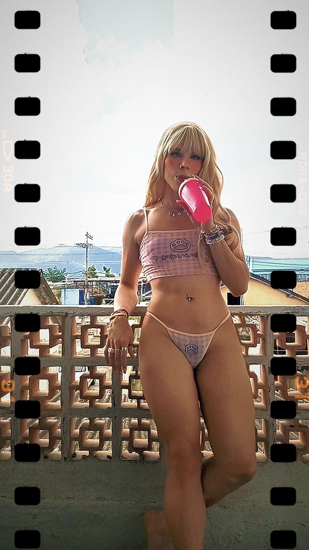 Fuites Nude OnlyFans de Megan Rodrigues / cherry.babyg1irl 1