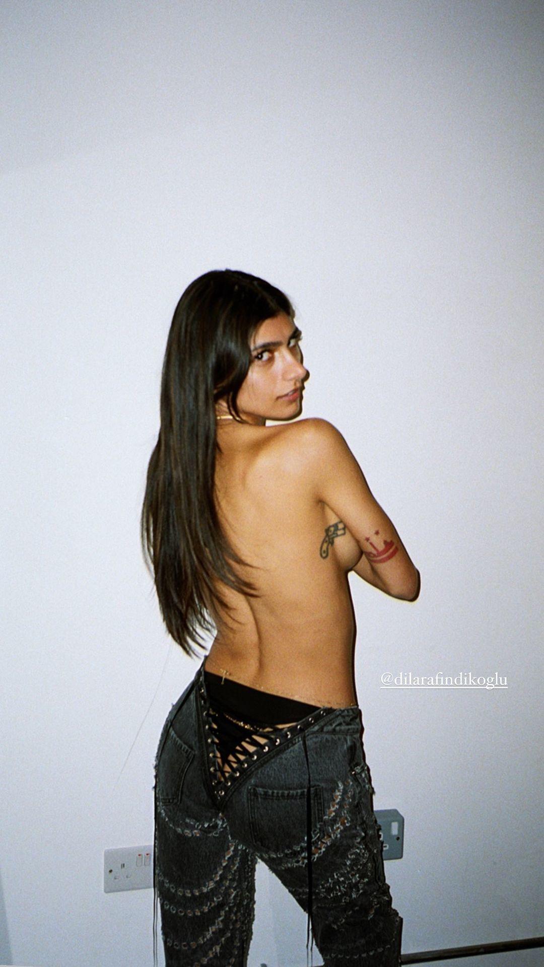 Fuites Nues de Mia Khalifa / miakhalifa sur OnlyFans 1