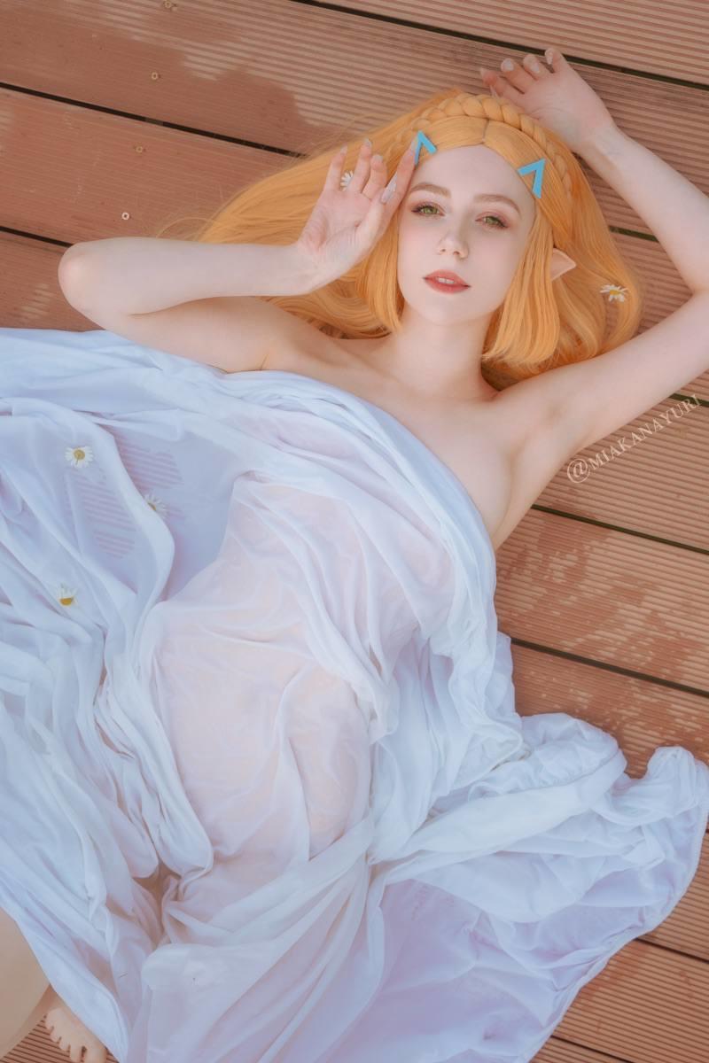 Fuites Nues OnlyFans de Mik Allen / miakanayuri 1