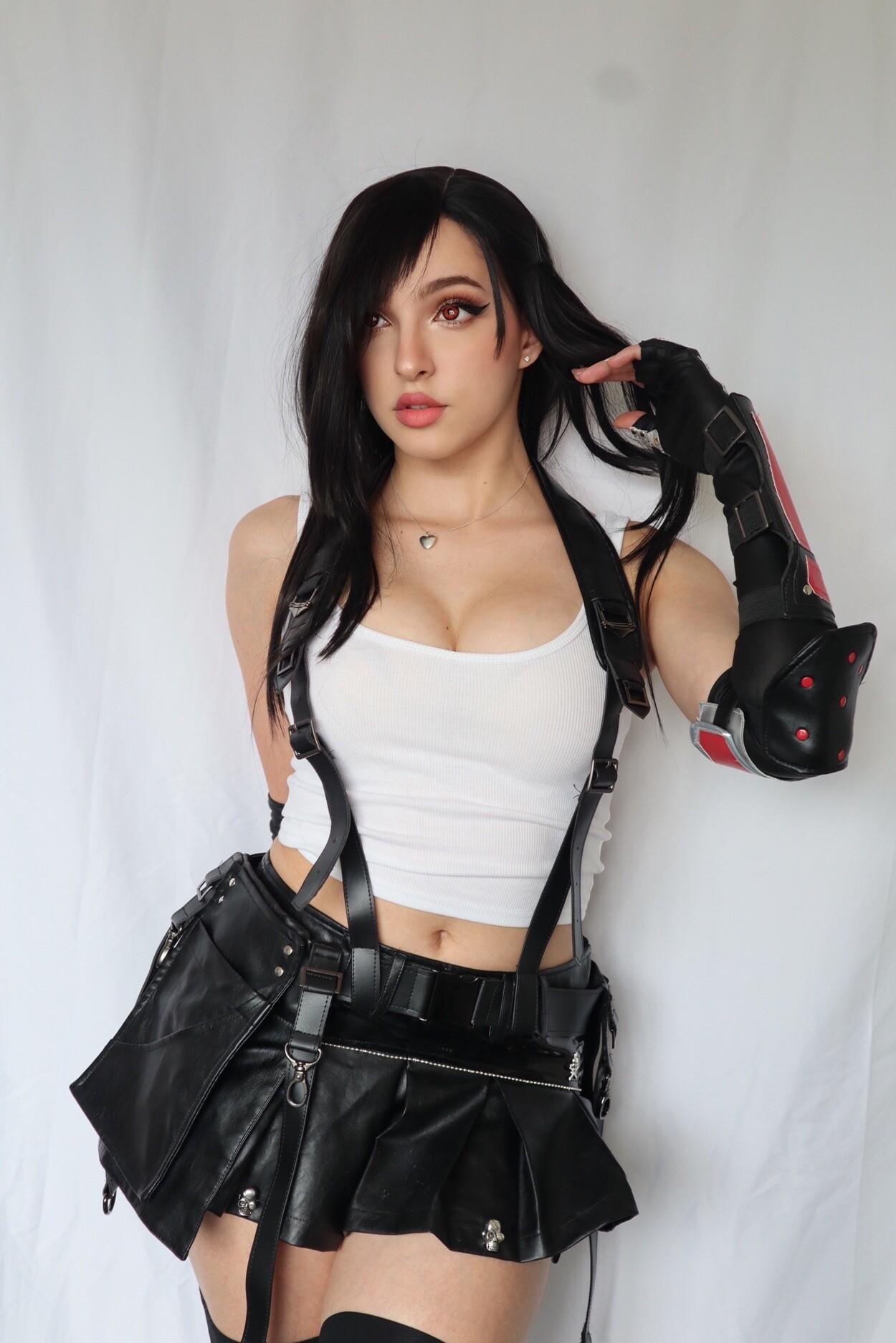 Miss Bri Torress / missbricosplay Fuites Nues OnlyFans 1