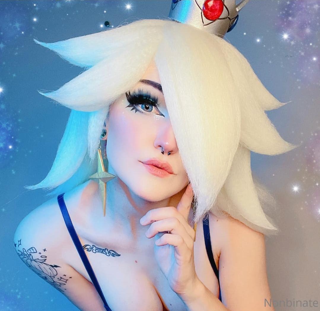 M Blackburn / Nonbinate Fuites Nues OnlyFans 1