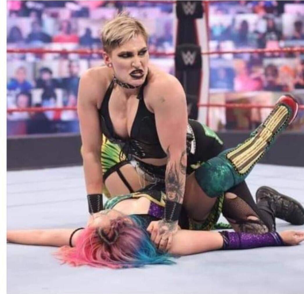 Fuites Nues OnlyFans de Rhea Ripley / notrhearipley 1