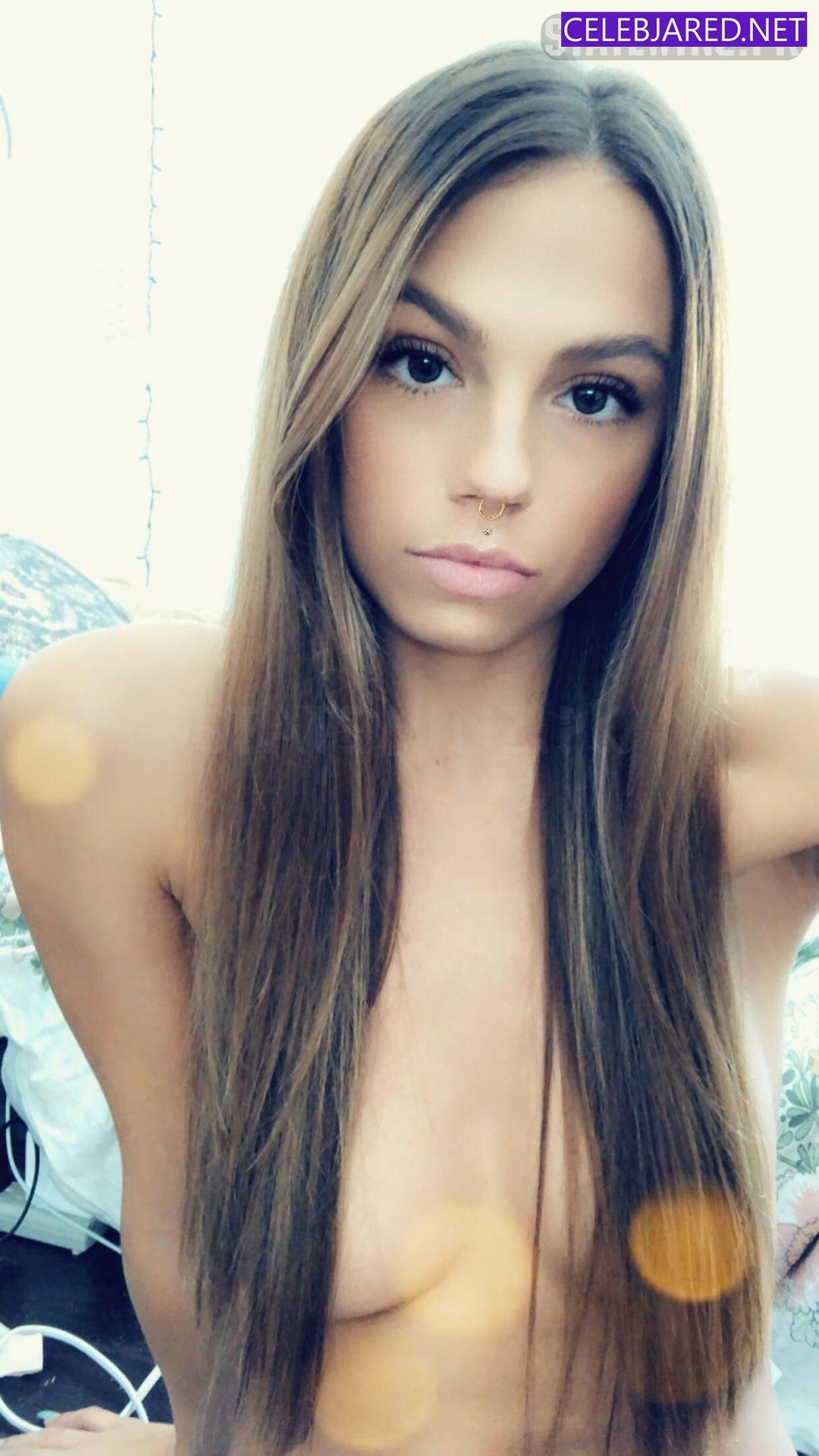 Fuites Nues OnlyFans d'itzjolzy / sarahjolzzz 1