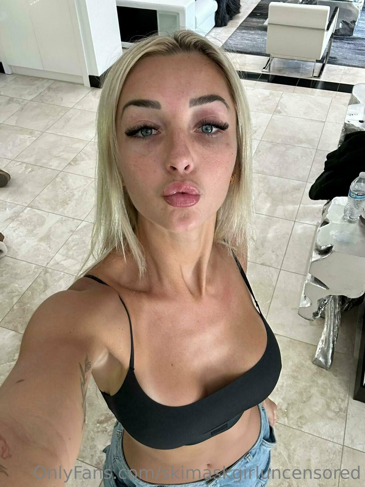 Fuites Nues OnlyFans de Theskimaskgirl / skimaskgirluncensored 1