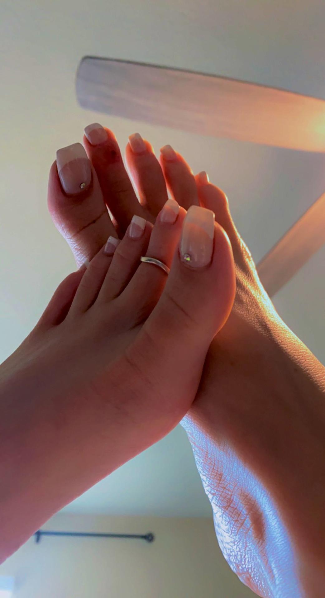 Fuites nues OnlyFans de OGTwinkleToes / WaifuFeetMilk 1