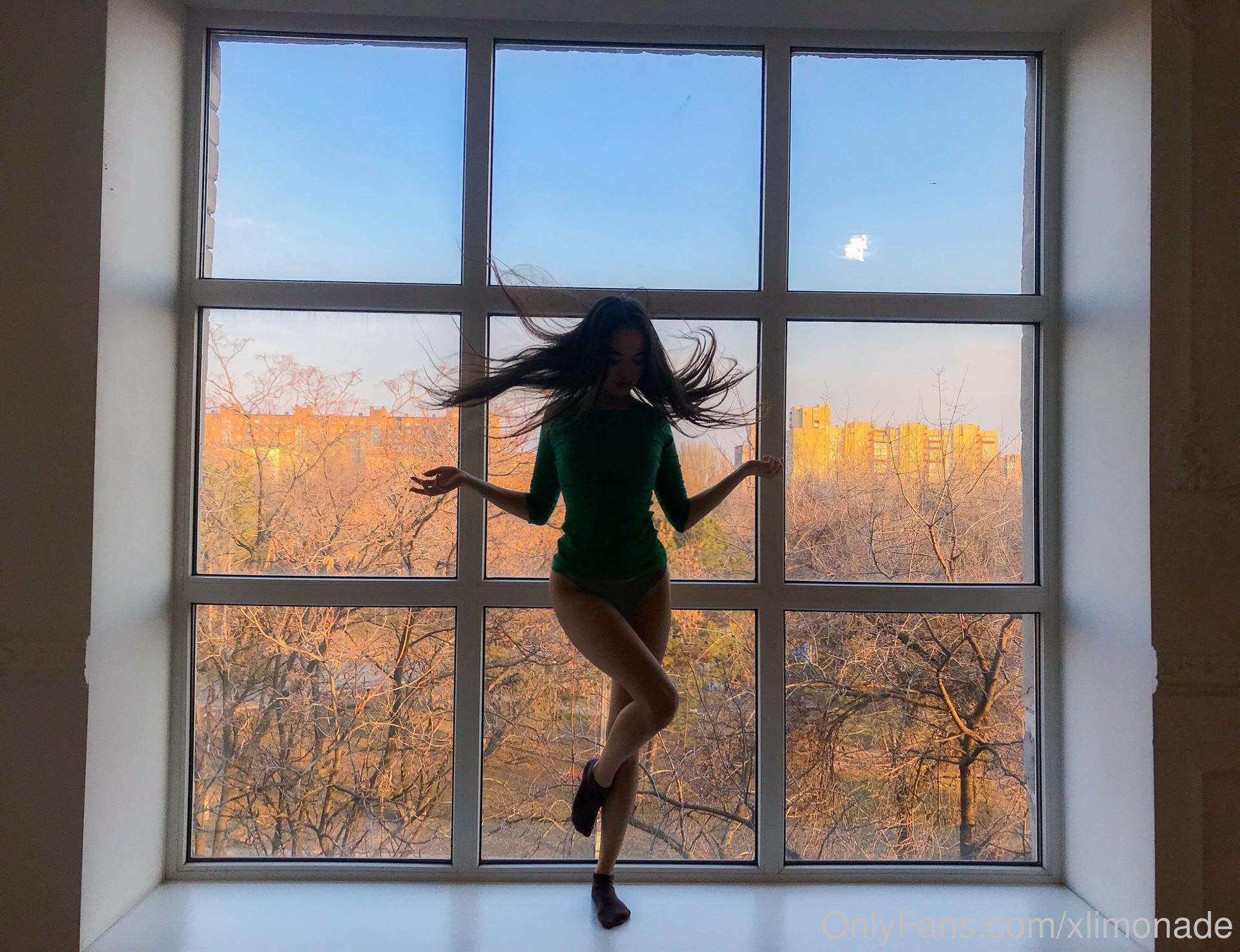 Anna Moon / Li Moon / xlimonade Fuites Nues OnlyFans 1