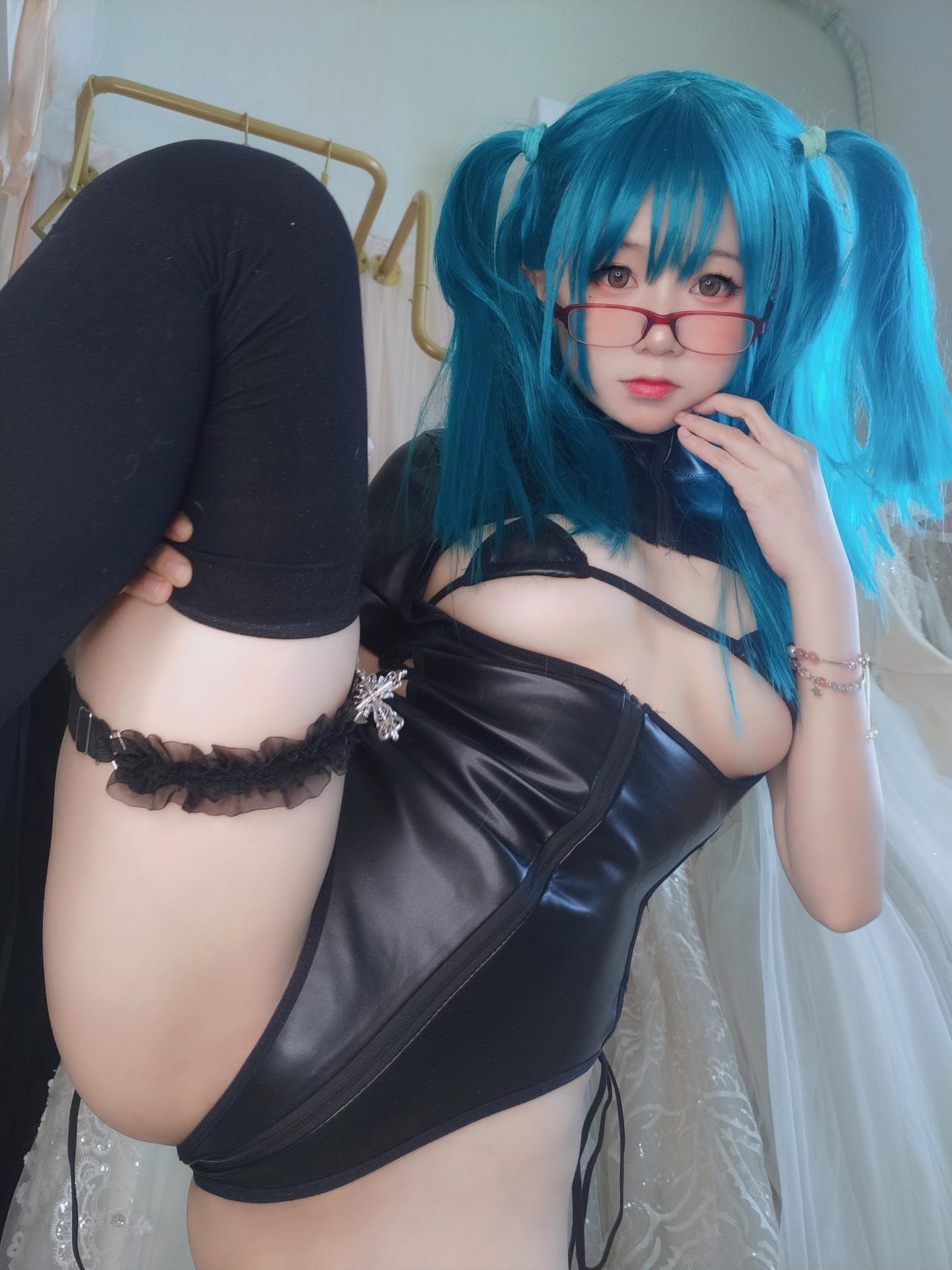 Fuites nues Patreon de YaoYaoQwQ / yaoyaole / 軟妹搖搖樂w 1