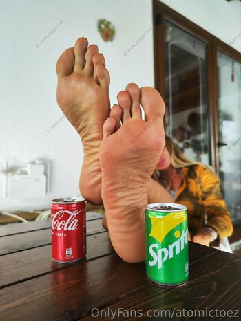 atomictoez / atomictoezz Fuites Nues OnlyFans Photo 25