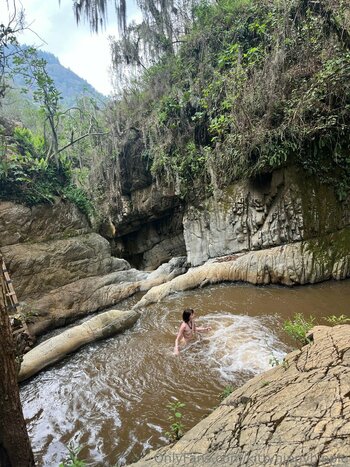 kittynippyhippie / littlenippyhippie Fuites Nues OnlyFans Photo 21