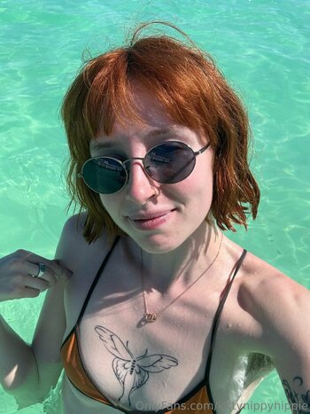 kittynippyhippie / littlenippyhippie Fuites Nues OnlyFans Photo 31