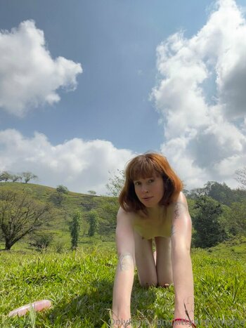 kittynippyhippie / littlenippyhippie Fuites Nues OnlyFans Photo 33