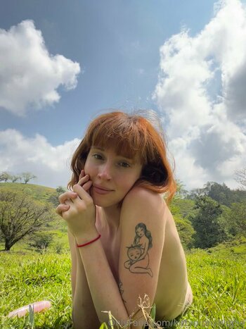 kittynippyhippie / littlenippyhippie Fuites Nues OnlyFans Photo 37