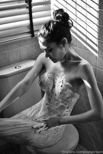 modelploycom Fuites Nues Photo 6