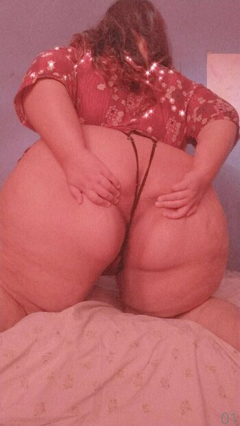 pixie_aldi Fuites Nues Photo 17
