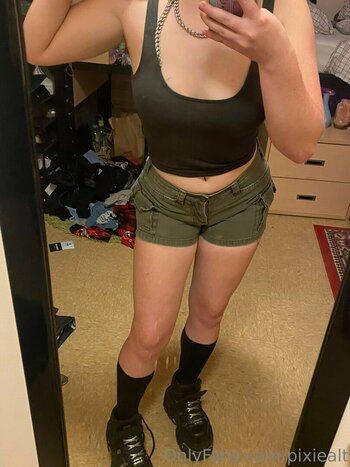 pixiealt Fuites Nues Photo 3