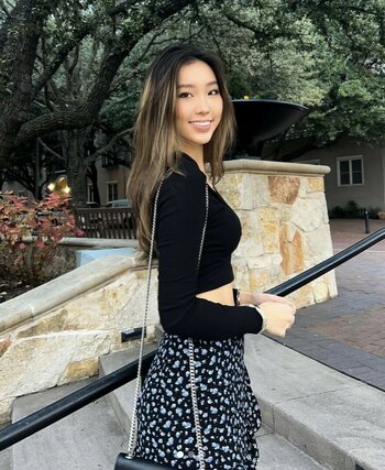 Ruby Eum / rubyeum Fuites Nues Photo 3