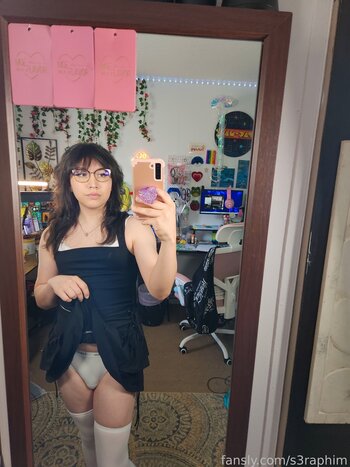 s3raphim Fuites Nues Photo 2