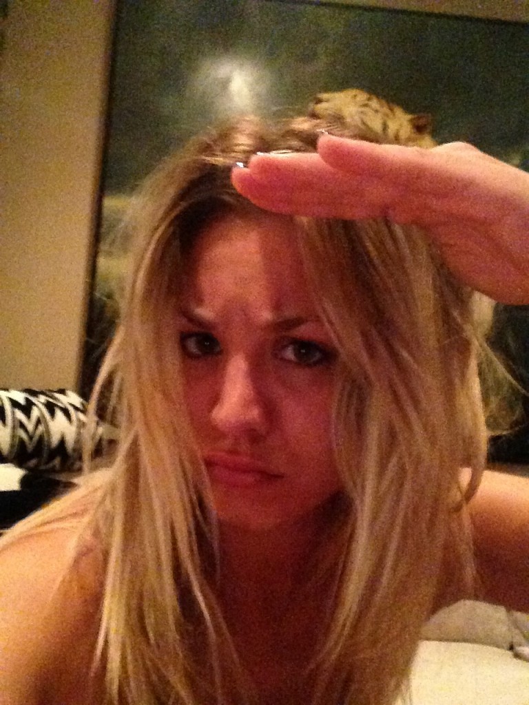 Kaley Cuoco Naked Leaked 03