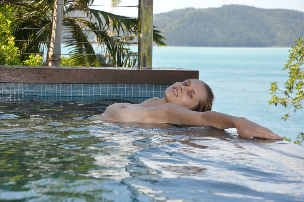 Teresa Palmer Nue 17