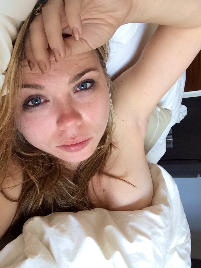 Amanda Fuller Nude 01