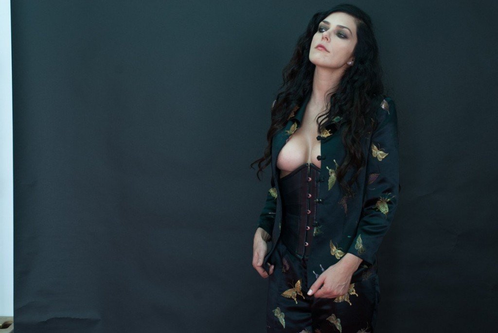 Adrianne Curry Naked 074