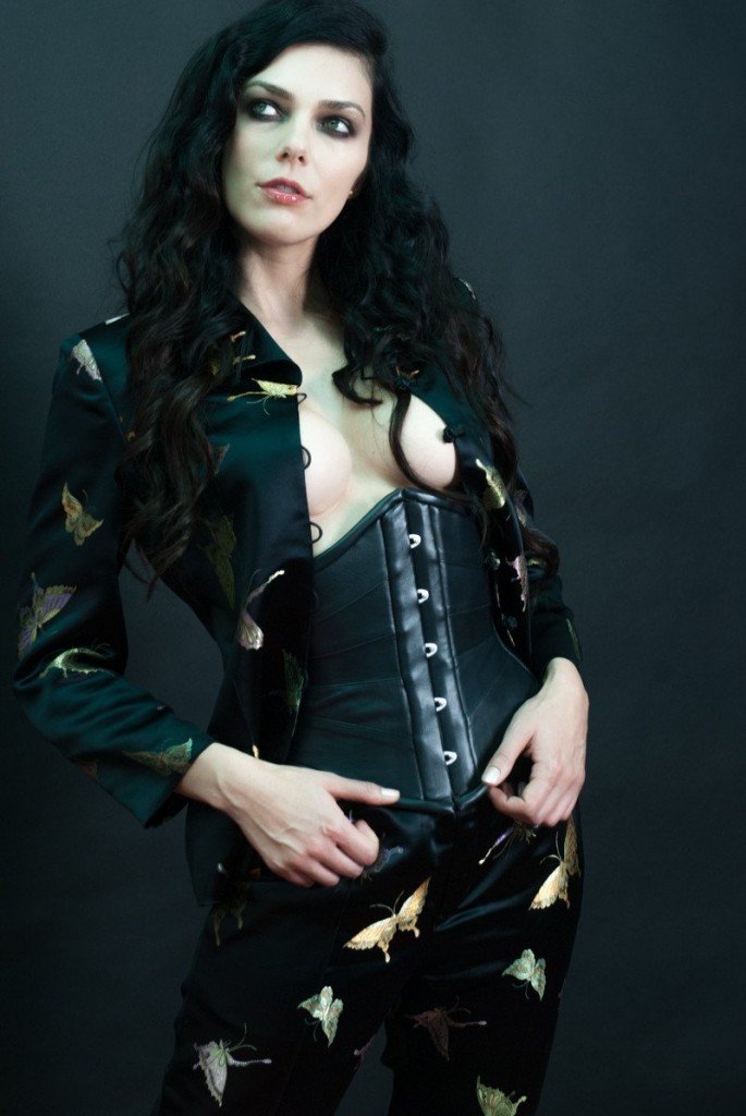 Adrianne Curry Naked 075