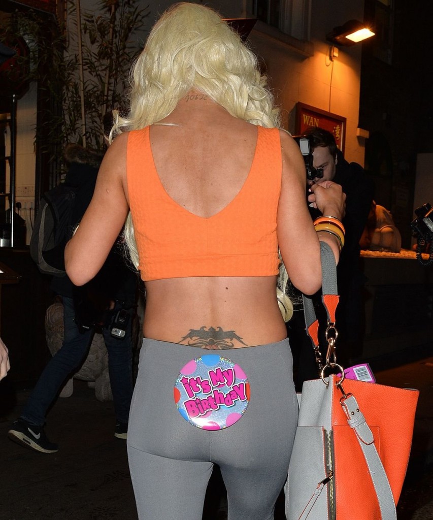 Josie Cunningham Torse Nu 14