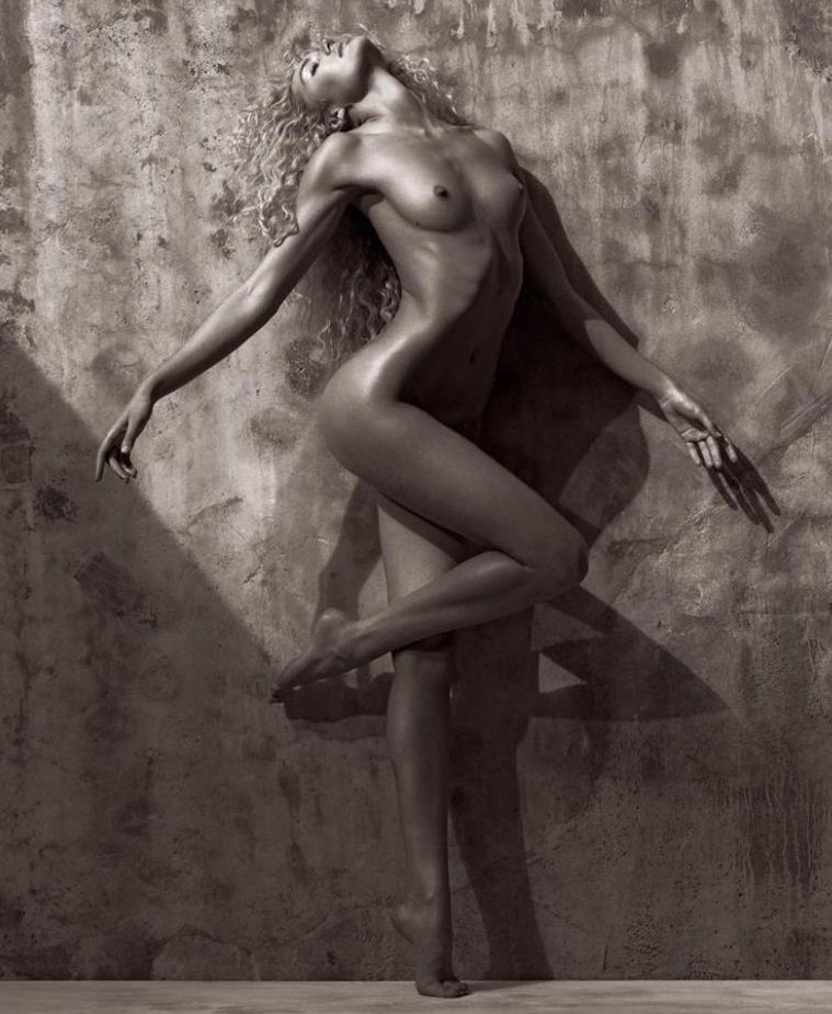 Candice Swanepoel Naked 35