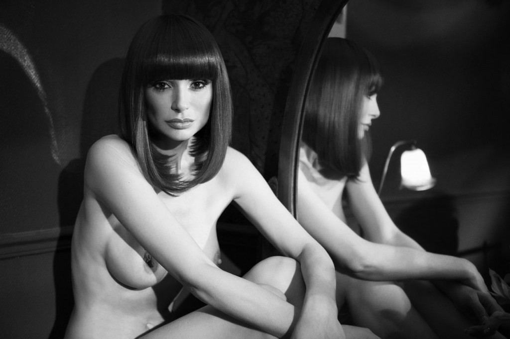 Andrea Lausevic Nue 04