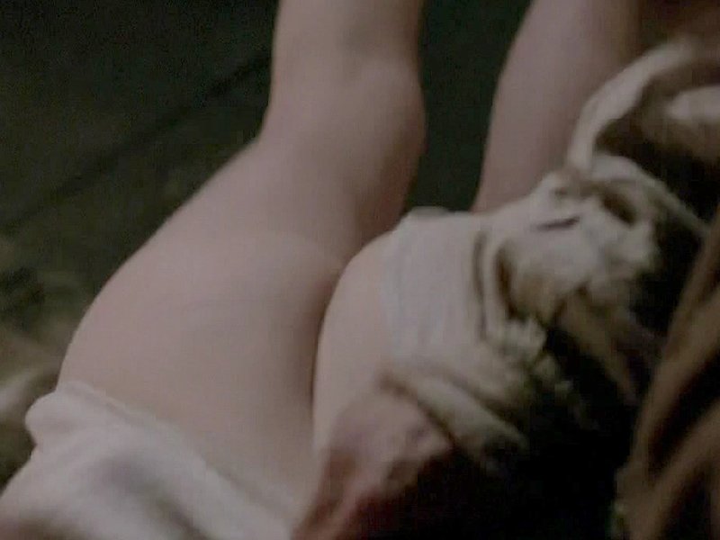 Caitriona Balfe Nude 02