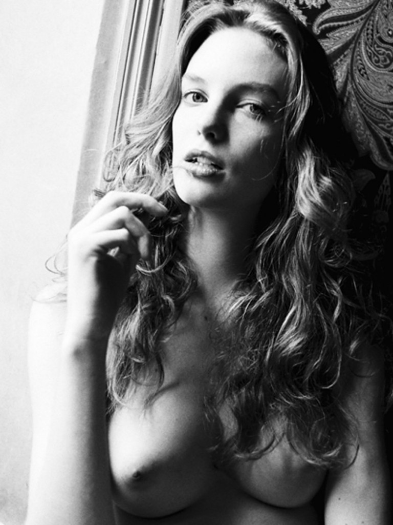 Clara Settje Nude 05