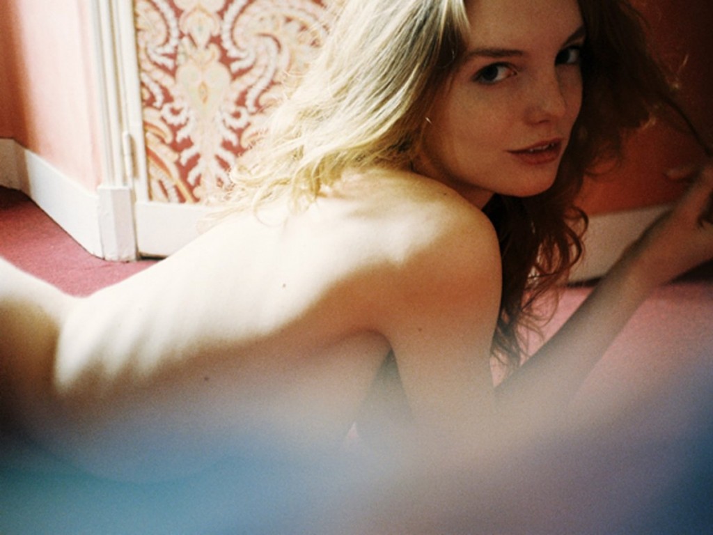 Clara Settje Nude 10