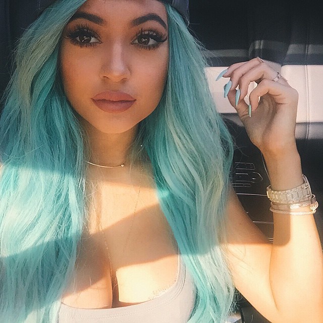 Kylie-Jenner-Sexy-3