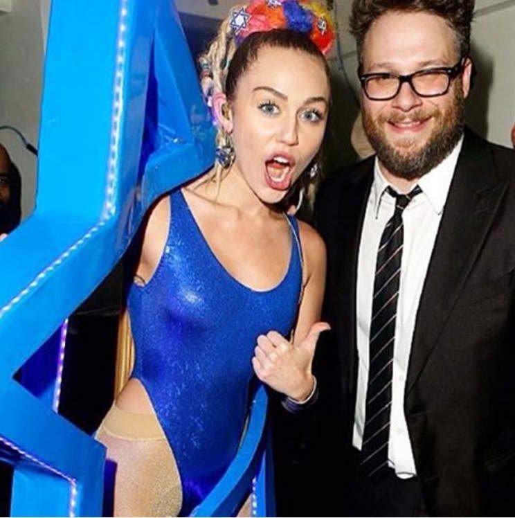 Miley-Cyrus-Sexy-1