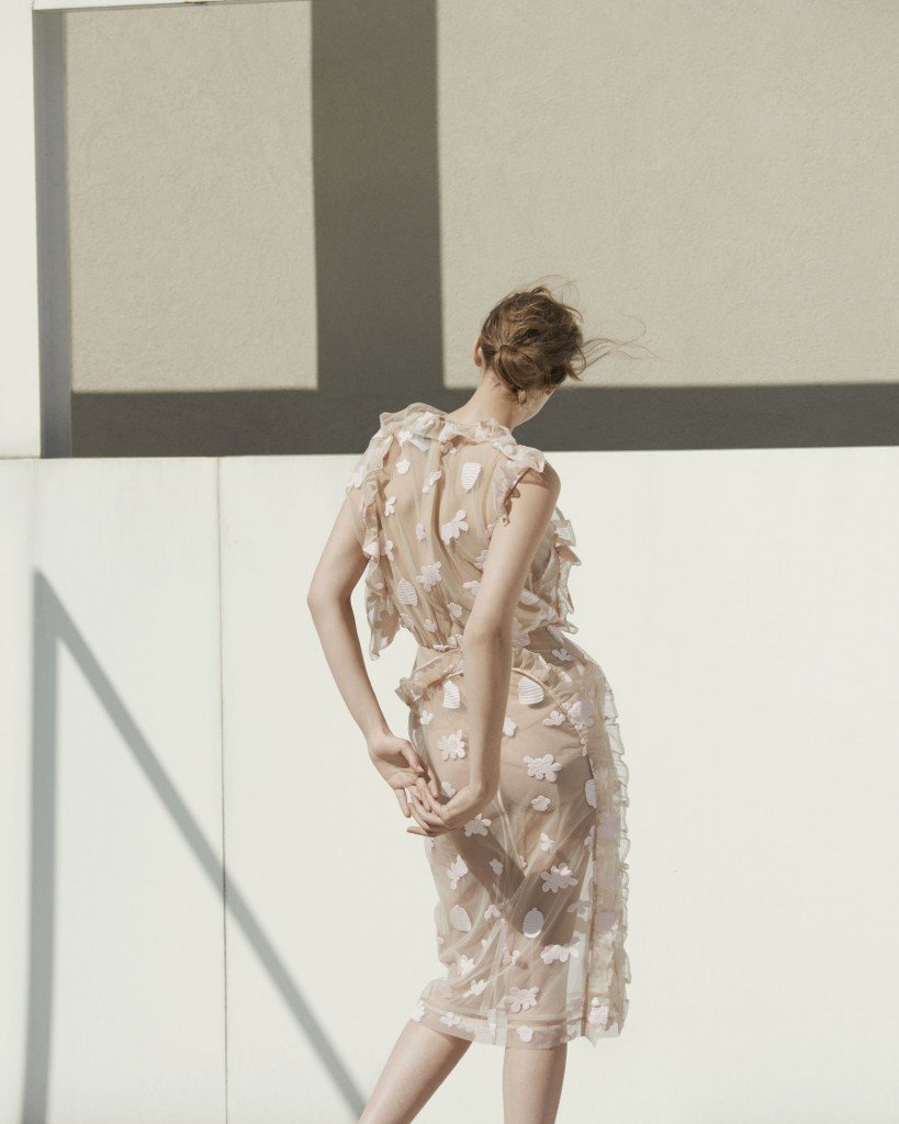 Melina-Gesto-See-Through-4