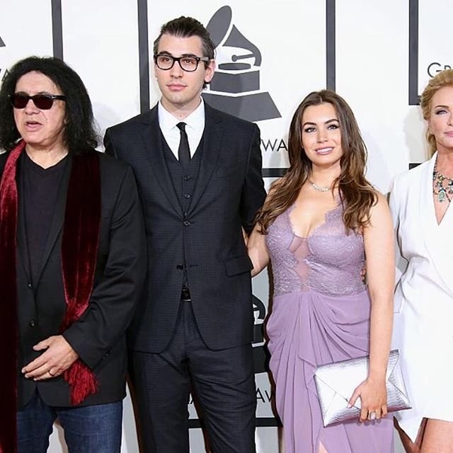 Sophie-Simmons-Sexy-7