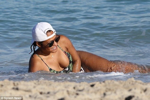 Christina-Milian-in-a-Swimsuit-11
